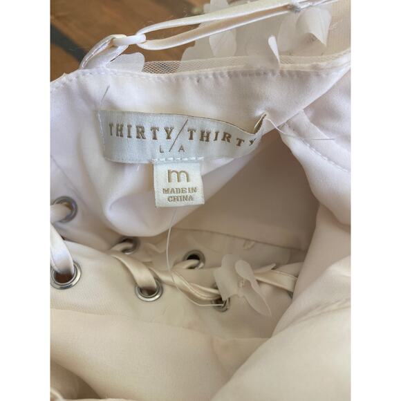 Thirty Thirty LA Butterfly Lace Back Special Occassion Dress Sz M - Picture 8 of 9